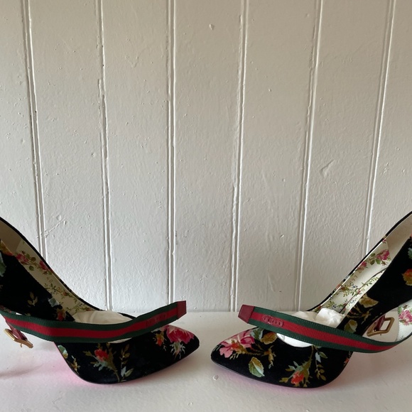 GUCCI Sylvie Pointy Toe Mary Jane Pump (Women) Size 40 Great Condition Worn Once - Picture 12 of 16